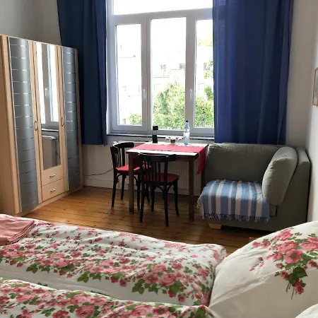 Altbremer Stadthaus, Mitte Couette-café